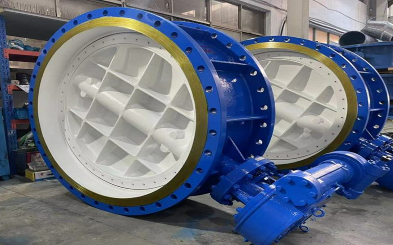 A batch of large-diameter butterfly valves completed and shipped to African water project.